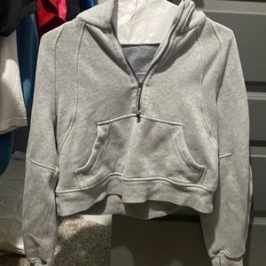 grey lululemon scuba croped hoodie